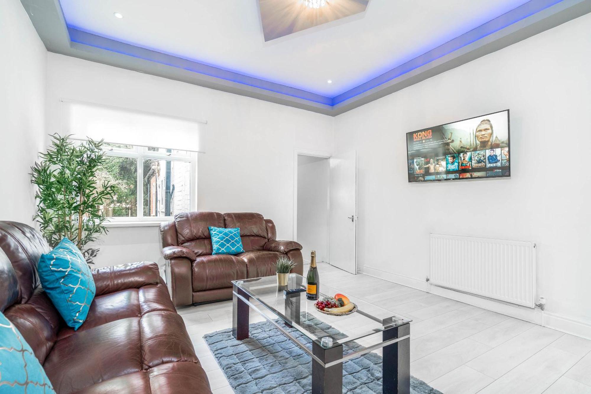 Five Bedroom Townhouse - Near City Centre - Edgbaston - On Street Parking - Wifi - Netflix - 974P Birmingham Ngoại thất bức ảnh
